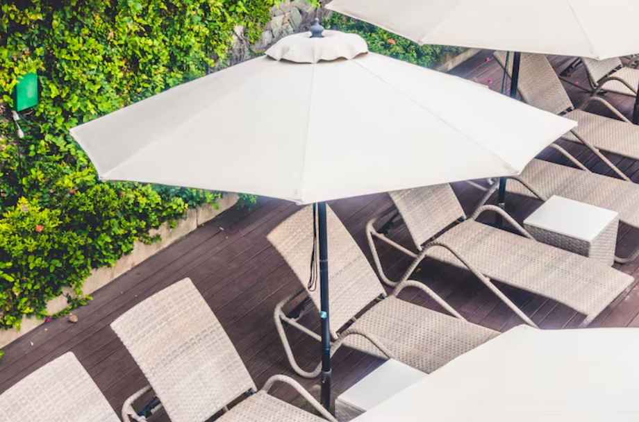 車庫遮雨棚推薦｜抗風防水又耐用的居家防護選擇